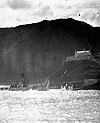 Photo du navire à vapeur MARSLAND sur les roches à l'entrée du port de St. John's, à Terre-Neuve, en 1933